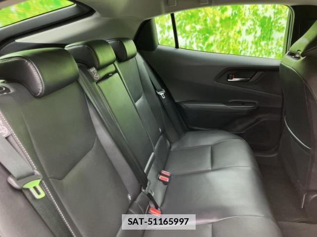 Toyota PRIUS 2023-03 7821950-4