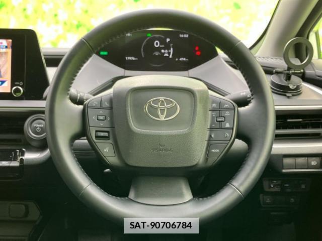 Toyota PRIUS 2024-11 7822191-15