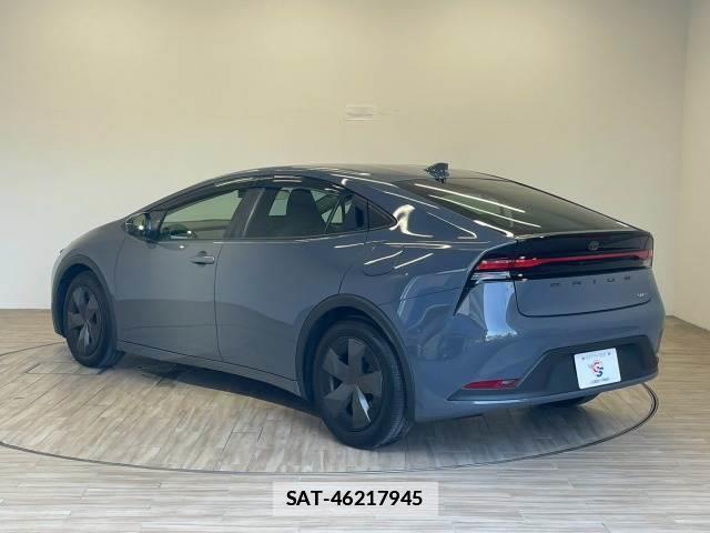 Toyota PRIUS 2024-08 7822731-15