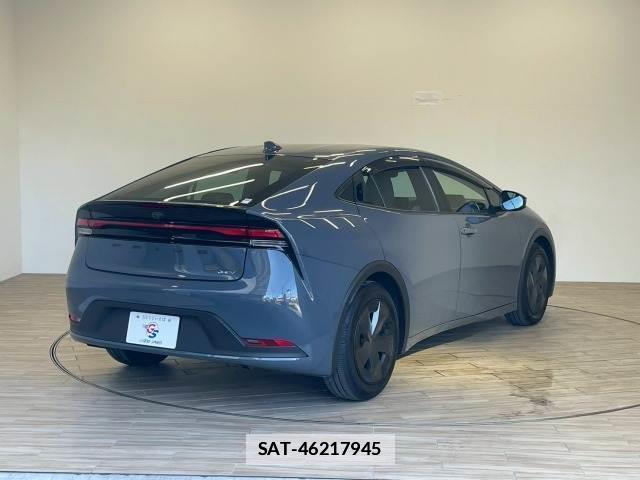 Toyota PRIUS 2024-08 7822731-16