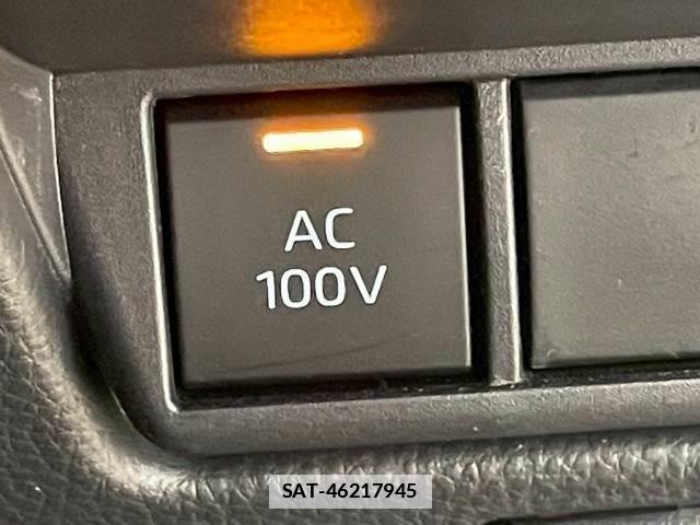 Toyota PRIUS 2024-08 7822731-7