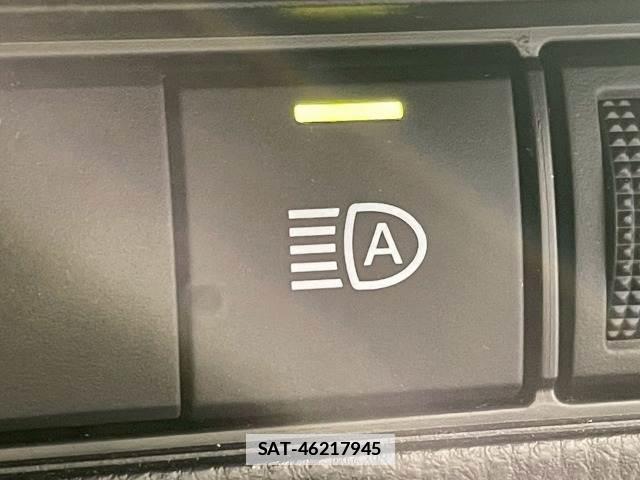 Toyota PRIUS 2024-08 7822731-8