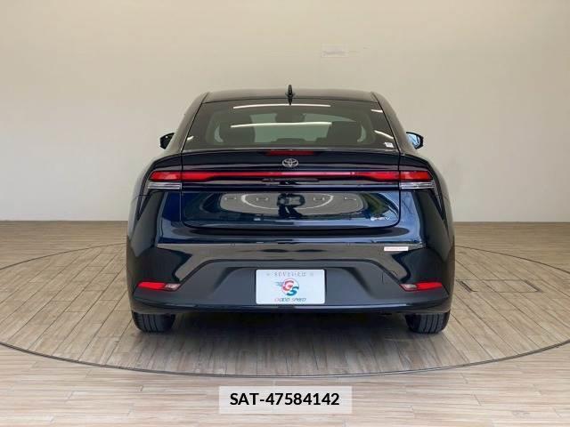 Toyota PRIUS 2024-08 7822732-14