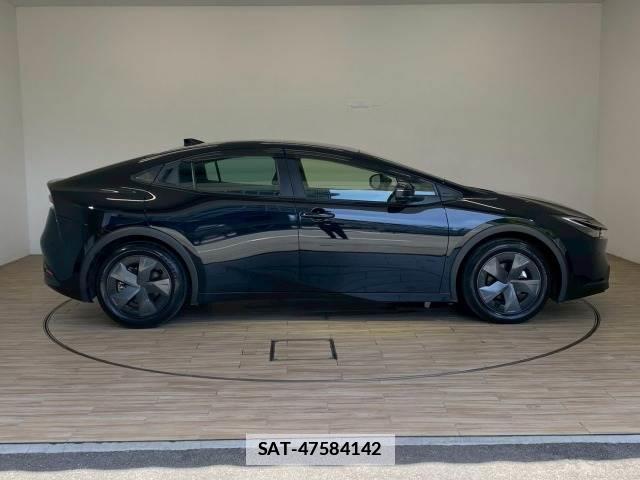 Toyota PRIUS 2024-08 7822732-16
