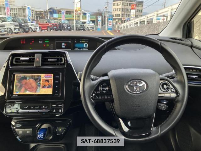 Toyota PRIUS 2021-01 7822738-14