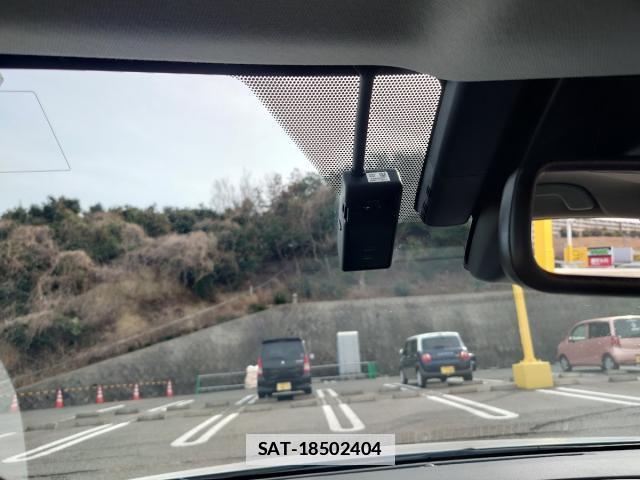 Toyota PRIUS 2018-10 7822837-4