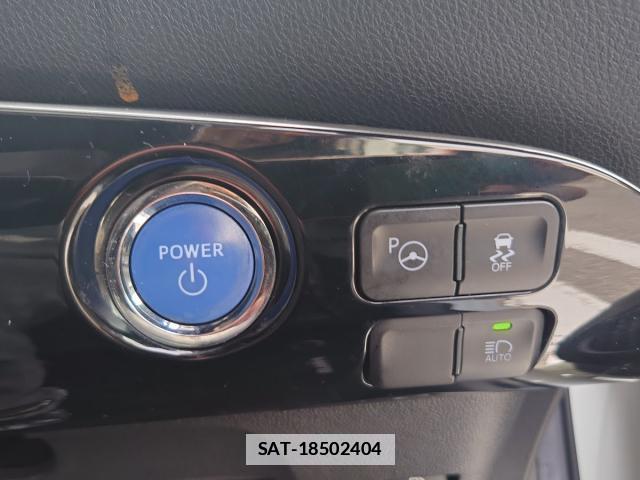 Toyota PRIUS 2018-10 7822837-6