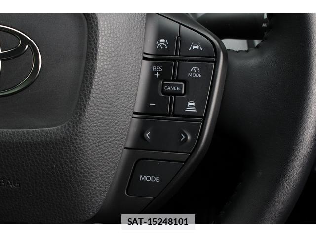 Toyota PRIUS 2023-03 7822931-17