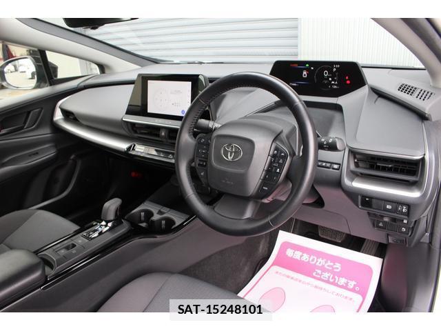 Toyota PRIUS 2023-03 7822931-5