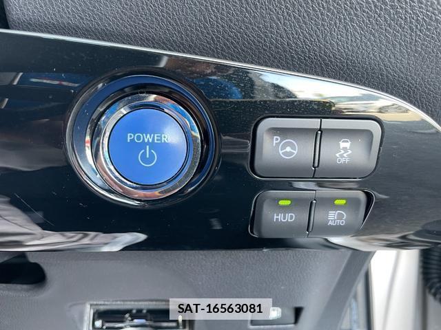Toyota PRIUS 2016-07 7823127-12