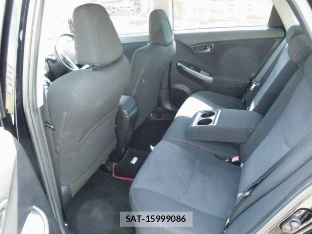 Toyota PRIUS 2012-04 7823214-13