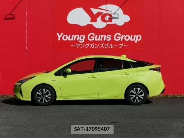 Toyota PRIUS 2015-12 7823314-1