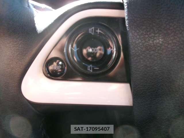 Toyota PRIUS 2015-12 7823314-6