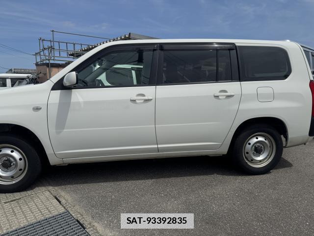 Toyota PROBOX 2020-05 7811950-3