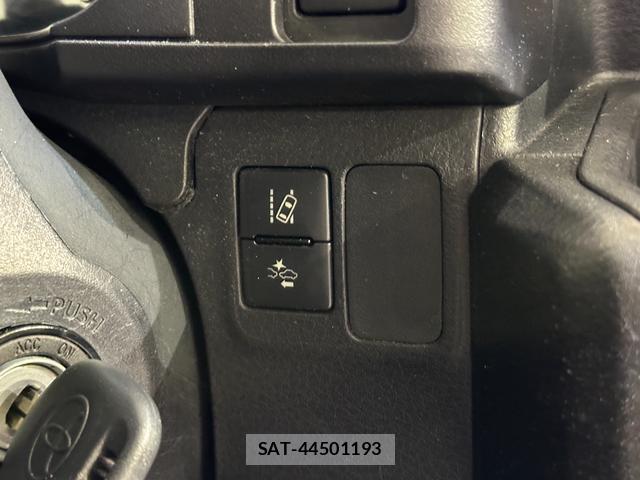 Toyota PROBOX 2021-05 7813760-4
