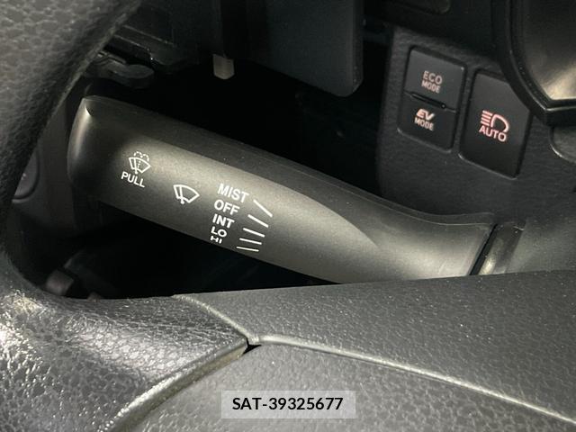 Toyota PROBOX 2022-05 7816538-17