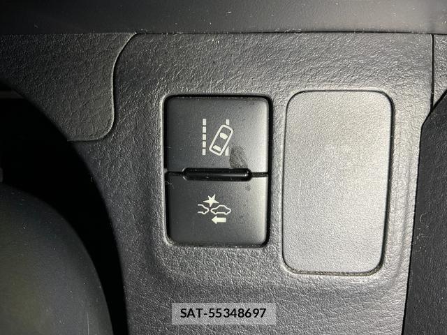 Toyota PROBOX 2022-04 7816540-18