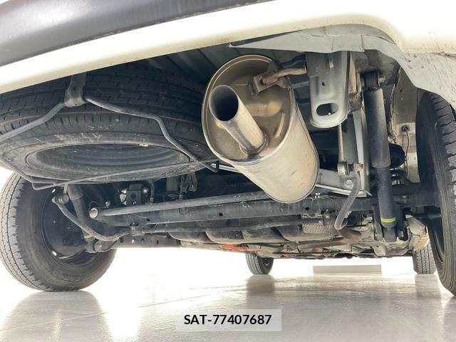 Toyota PROBOX 2022-05 7816543-9