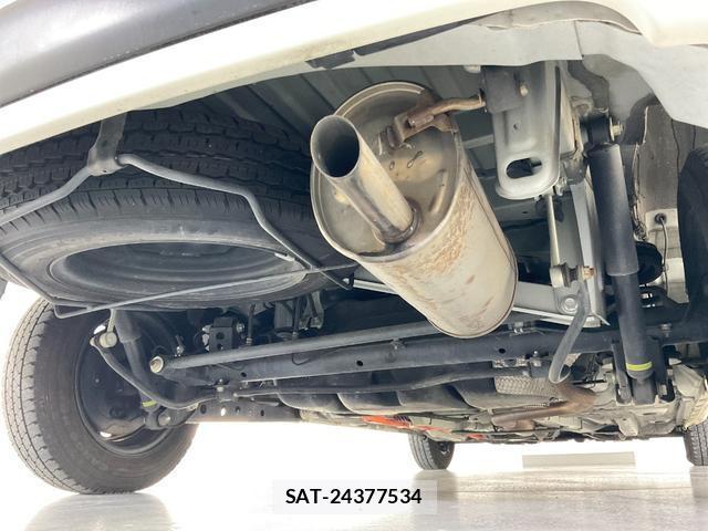 Toyota PROBOX 2022-05 7816544-9
