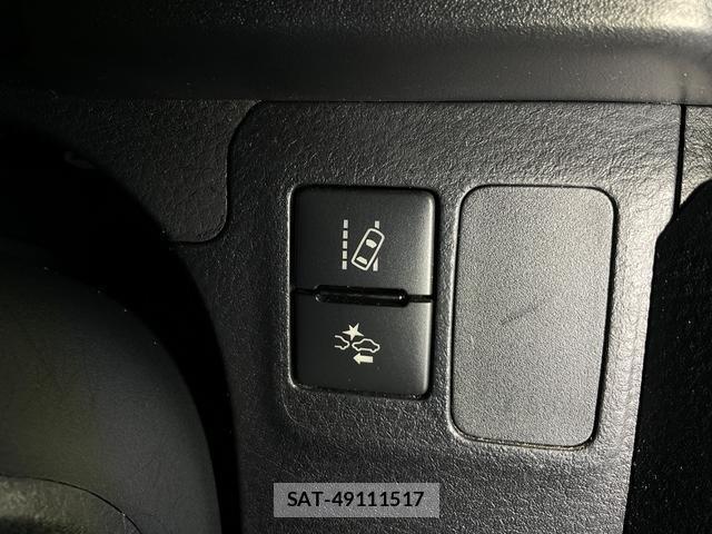 Toyota PROBOX 2022-05 7816546-17