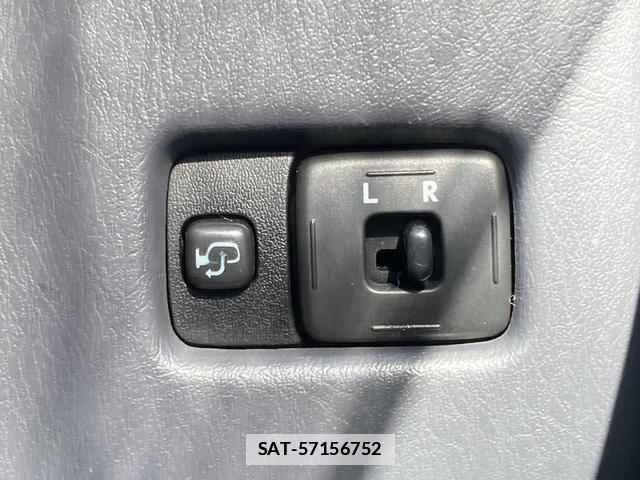 Daihatsu PYZAR 2000-12 7811670-11