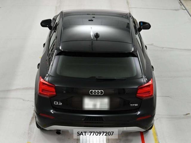 Audi Q2 2017-06 7811453-7