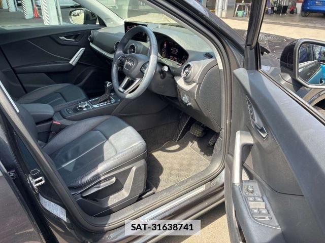 Audi Q2 2023-06 7815041-5