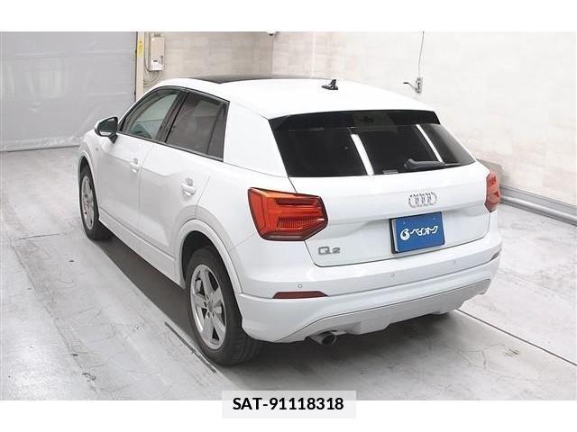Audi Q2 2018-12 7815078-1
