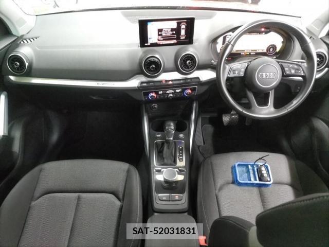 Audi Q2 2018-10 7815229-2