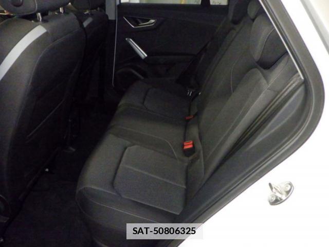 Audi Q2 2020-05 7816667-5