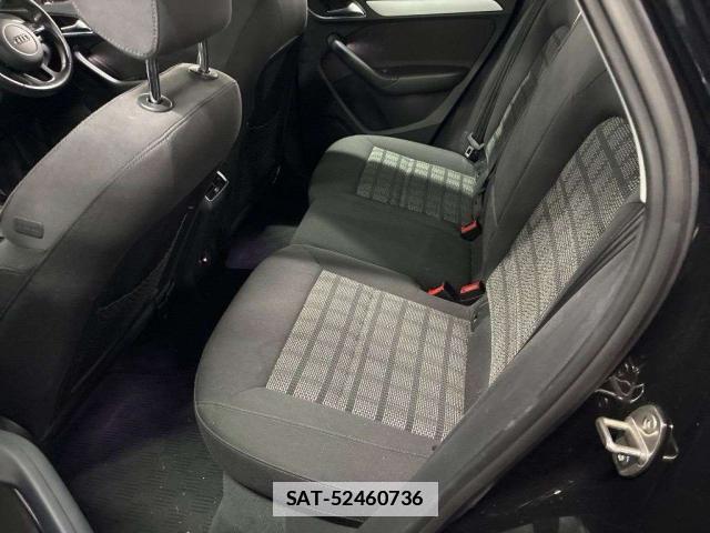 Audi Q3 2016-09 7811465-6