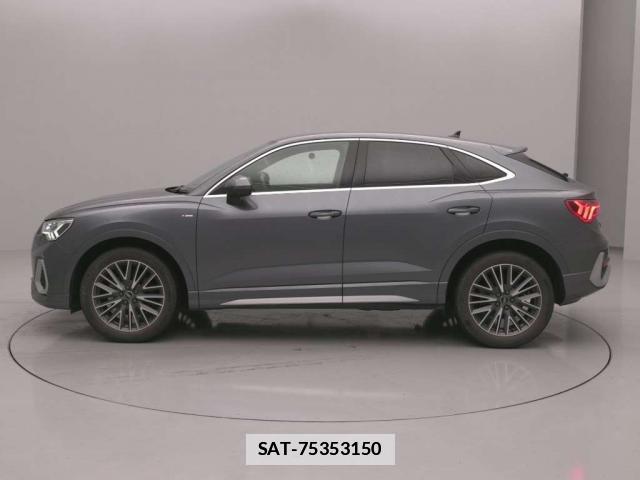 Audi Q3 2021-05 7815027-8