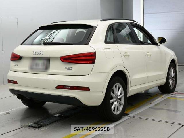 Audi Q3 2013-09 7815037-1