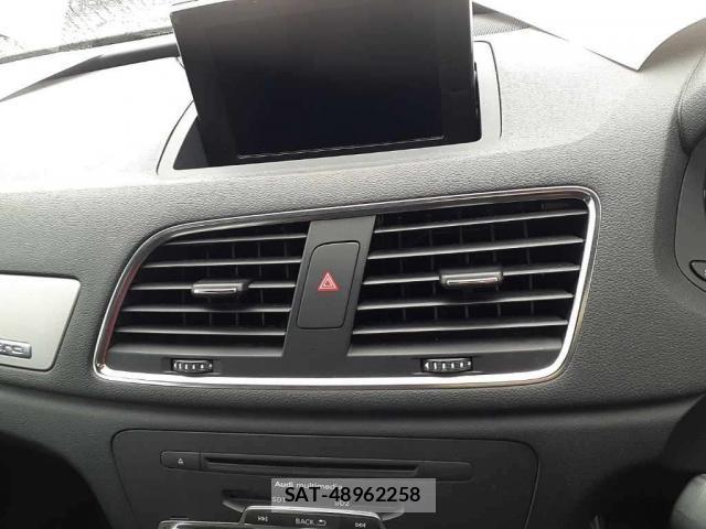 Audi Q3 2013-09 7815037-3