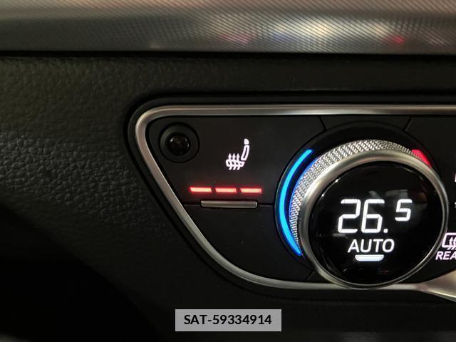 Audi Q5 2021-03 7814092-7