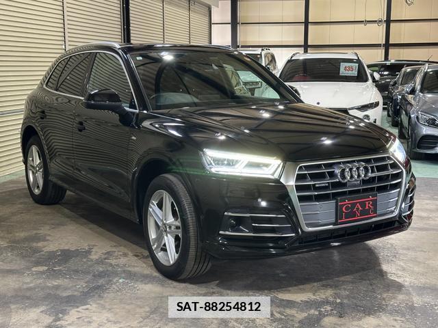 Audi Q5 2019-03 7814106-1