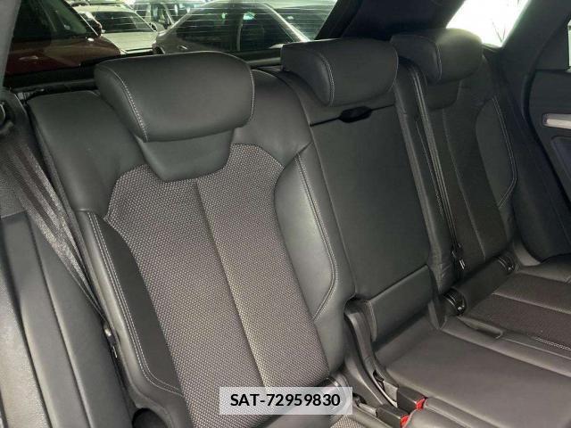 Audi Q5 2018-08 7814973-6