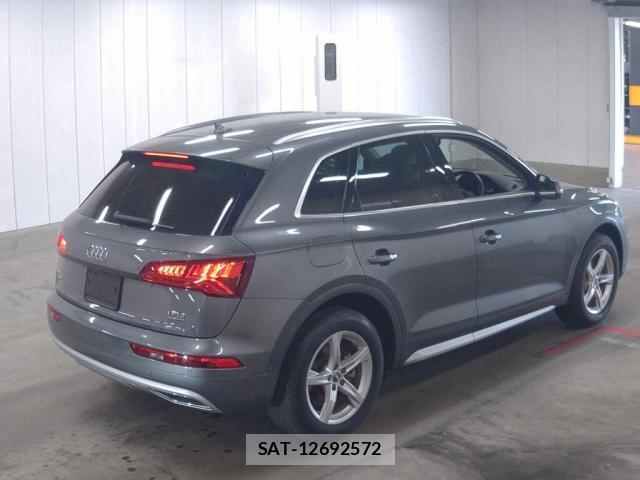 Audi Q5 2017-12 7815116-4