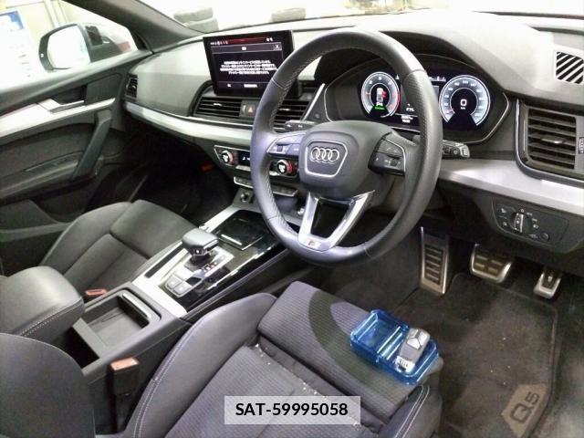 Audi Q5 2023-05 7815131-2