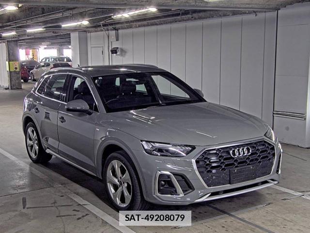 Audi Q5 2021-06 7815210-0