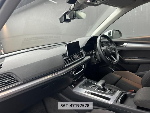 Audi Q5 2019-06 7816912-13