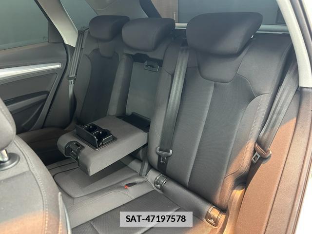 Audi Q5 2019-06 7816912-2