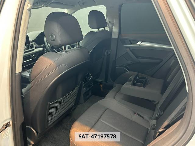 Audi Q5 2019-06 7816912-5