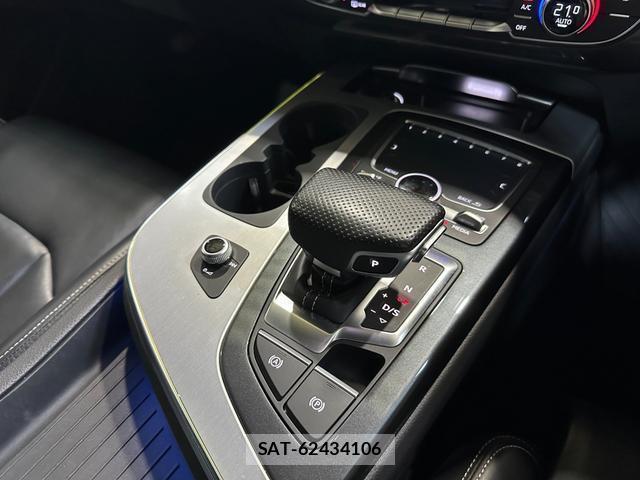 Audi Q7 2017-05 7814118-11