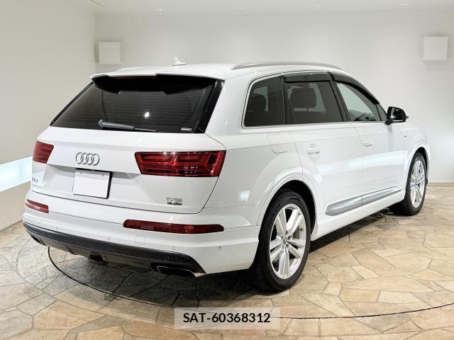 Audi Q7 2016-09 7817747-2