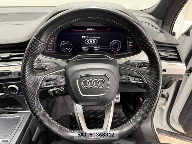 Audi Q7 2016-09 7817747-6