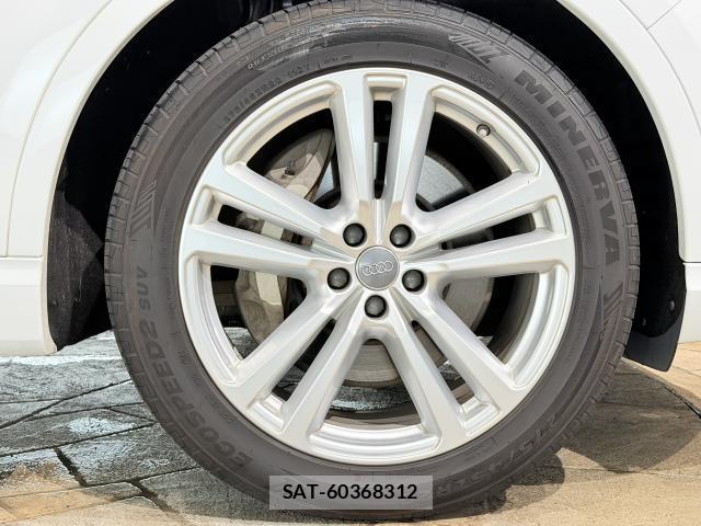 Audi Q7 2016-09 7817747-8