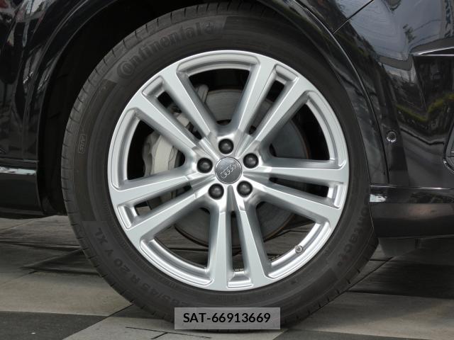 Audi Q7 2019-05 7820242-4