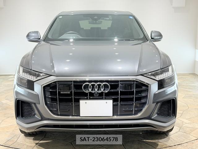 Audi Q8 2022-07 7817720-1