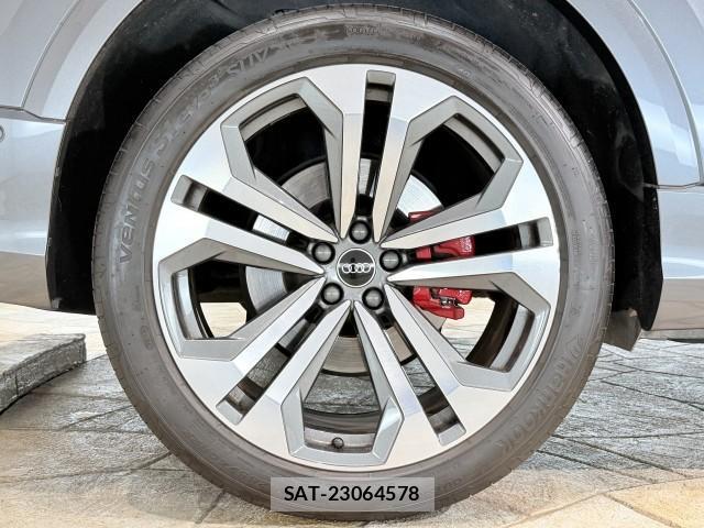 Audi Q8 2022-07 7817720-8